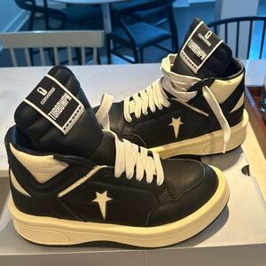 RICK OWENS DRKSHDW
Black Converse Edition TURBOWPN Mid Sneakers